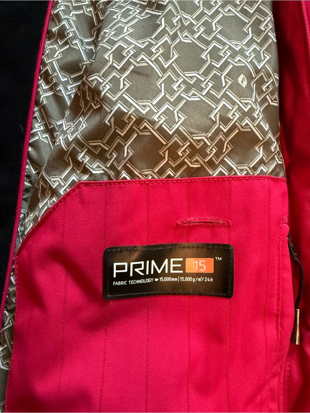 ORAGE snowboarding coat - Picture 3 of 14